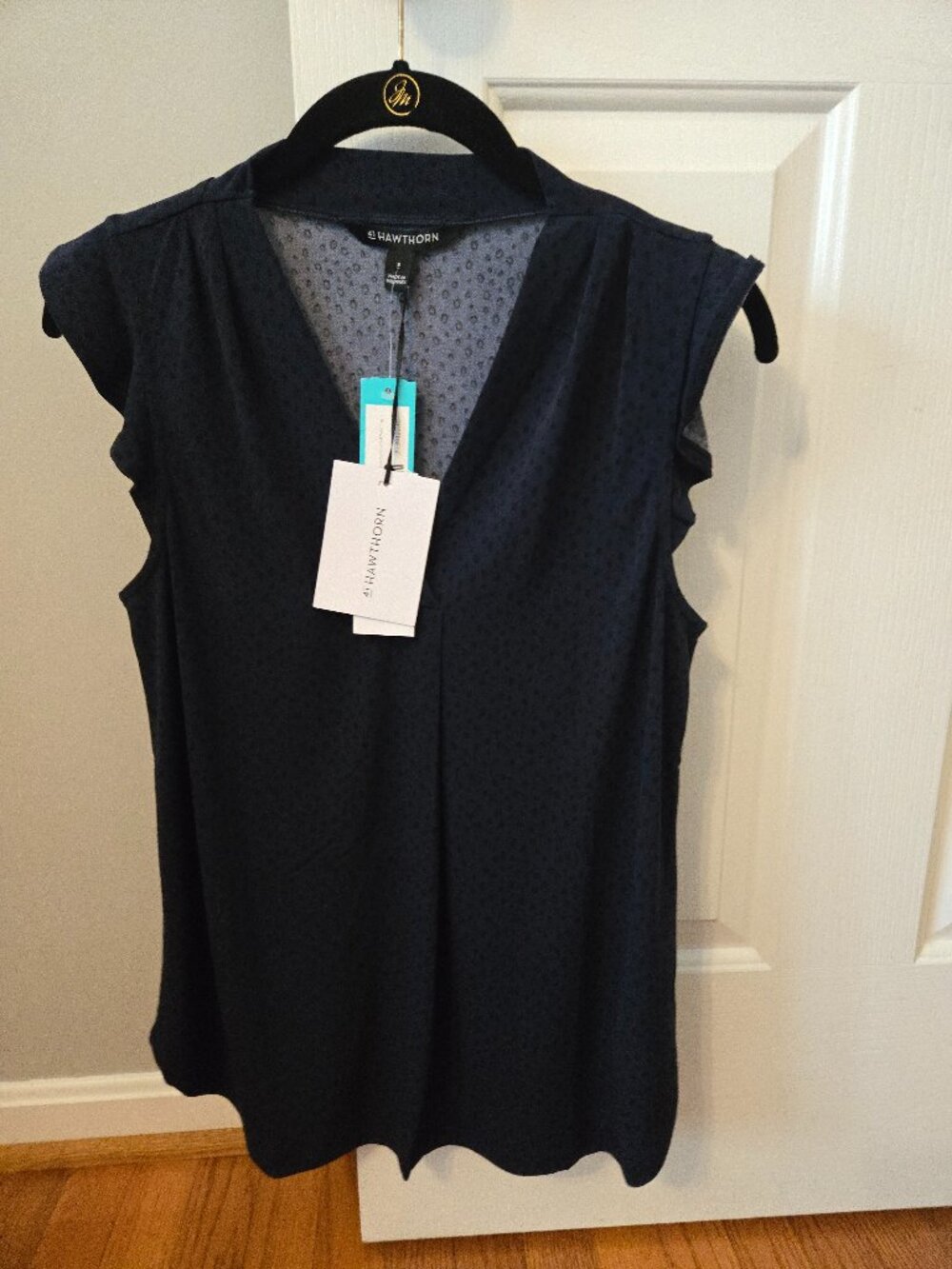 Nwt size small 41 Hawthorn navy blue ruffle sleeve blouse with spots